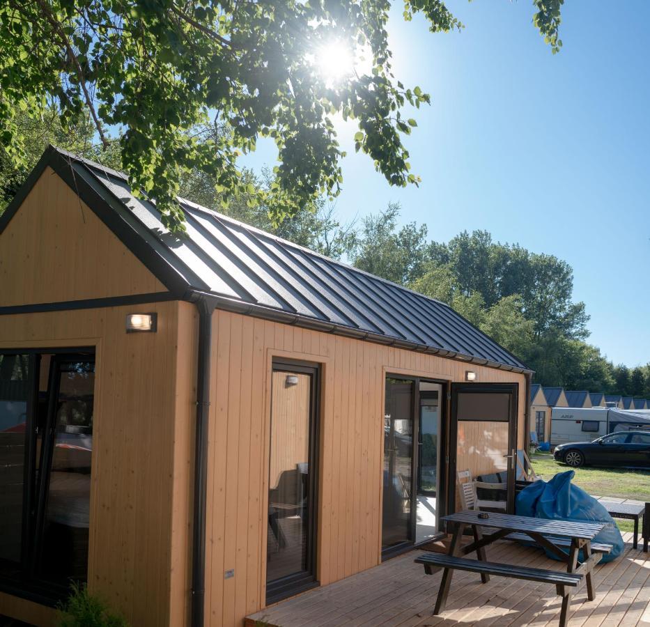 Pod Cyprysami - Surf & Family Resort Jastarnia Exterior foto